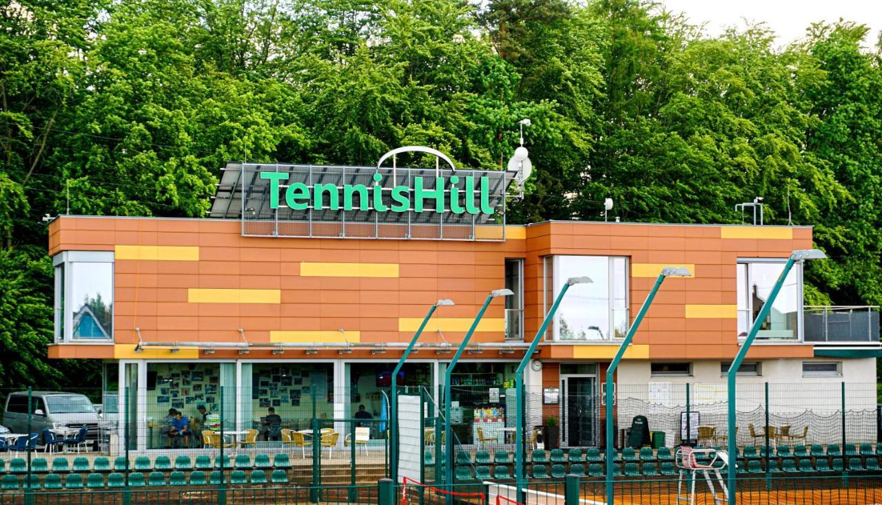 Tennishill Havirov Hotel Екстериор снимка